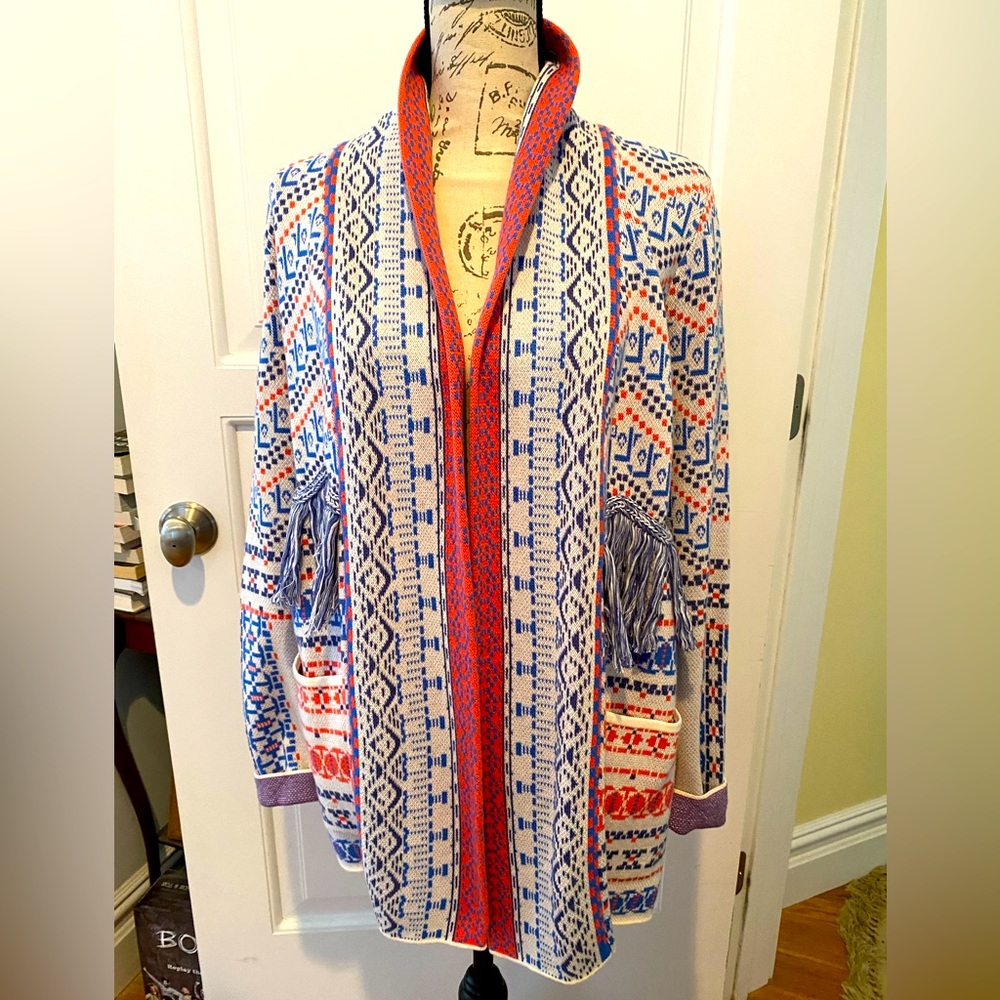 Coral, white and blue design sweater coat
